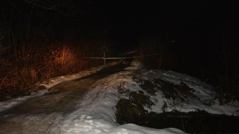 Zavraždeného muža našli ľudia na lesnej ceste neďaleko Medzeva.