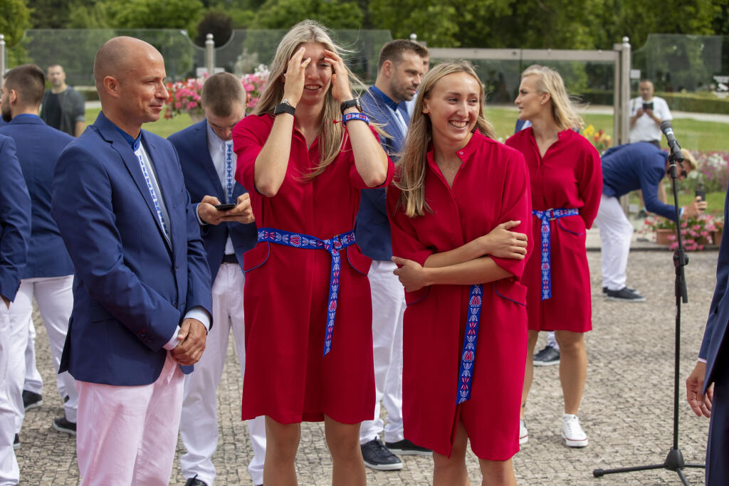 Bežkyne Emma Zapletalová a Gabriela Gajánová mali skvelú náladu.