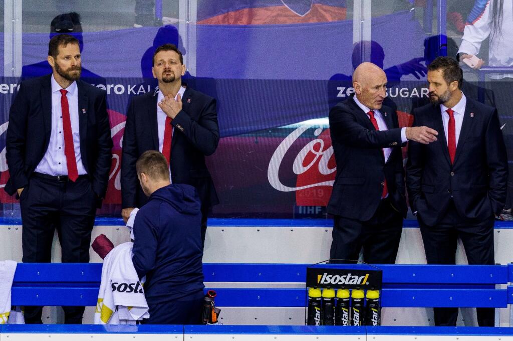 Legendárni útočníci Hossa a Pálffy o výkonoch Slovenska na MS: Mladí dravci sú veľkým prísľubom