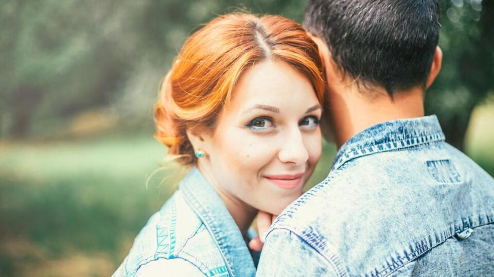 Sú veci, o ktorých žena pred partnerom radšej pomlčí...
