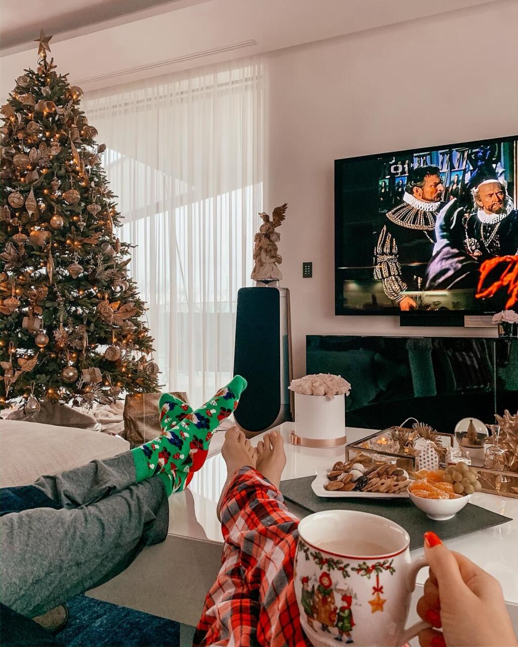 V dome nechýbajú moderné technológie - veľký televízor či kvalitné ozvučenie.