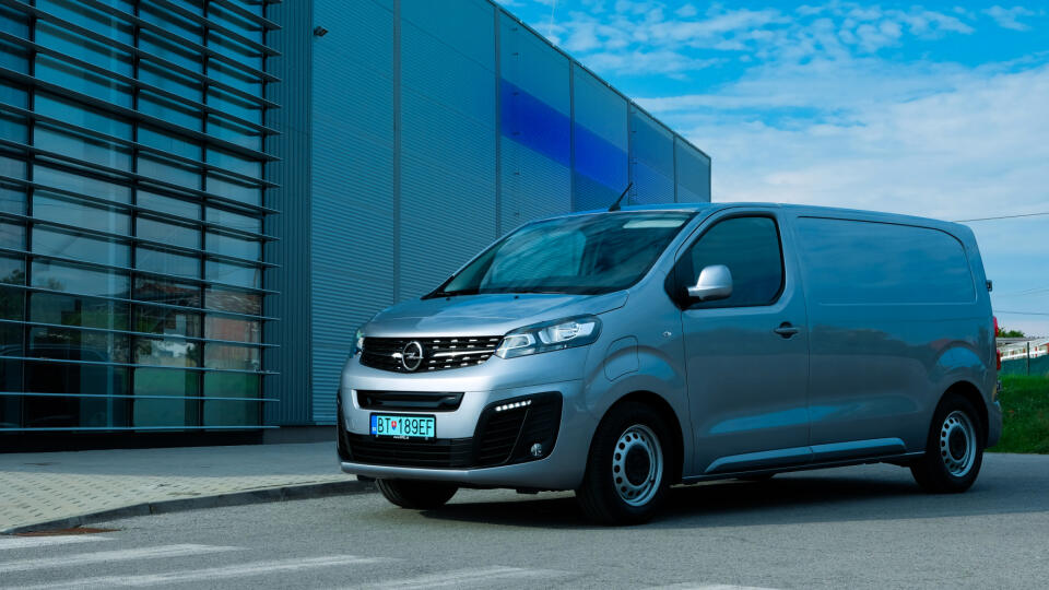 Opel e-Vivaro.