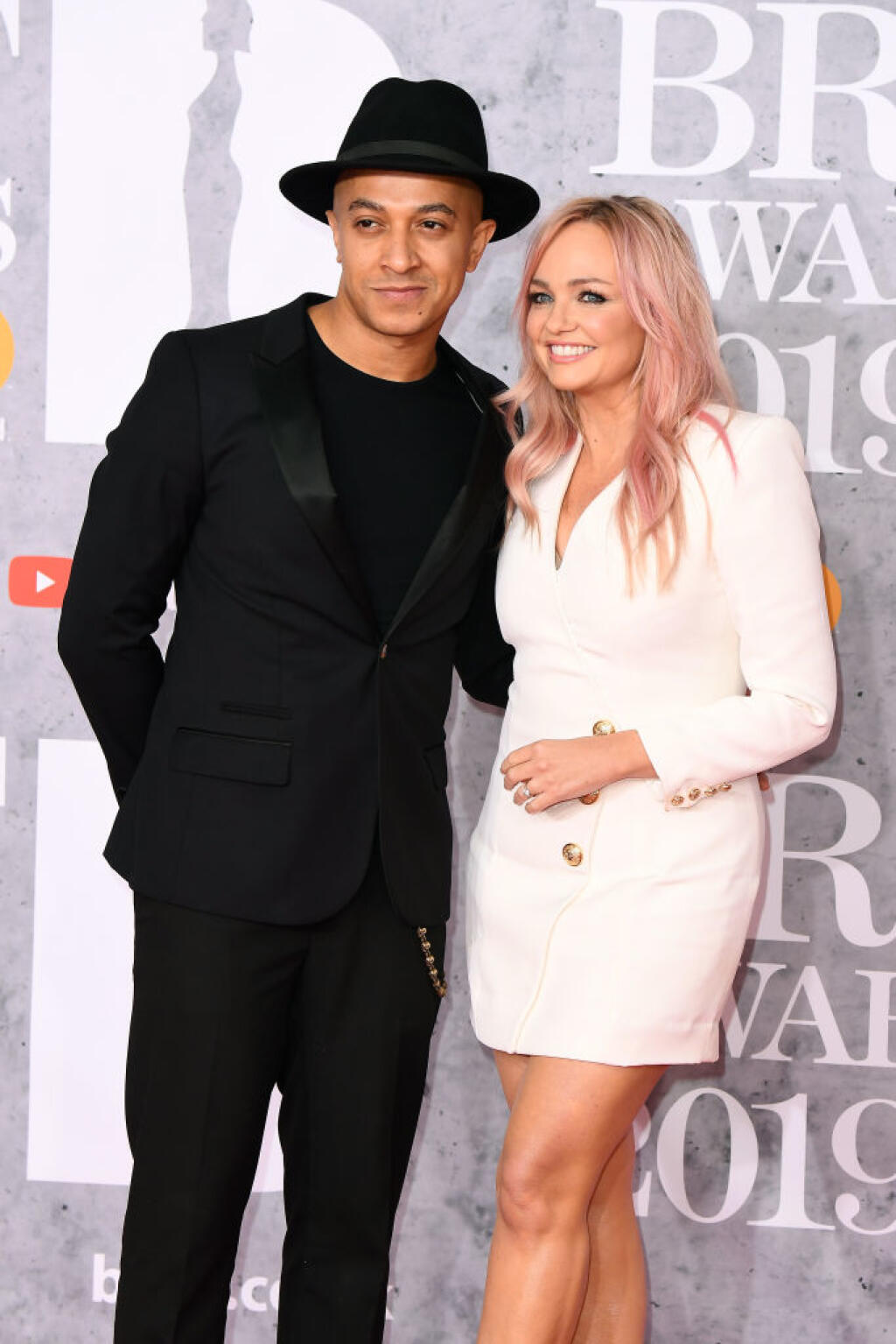 Speváčka Emma Bunton s ružovými vlasmi omladla.