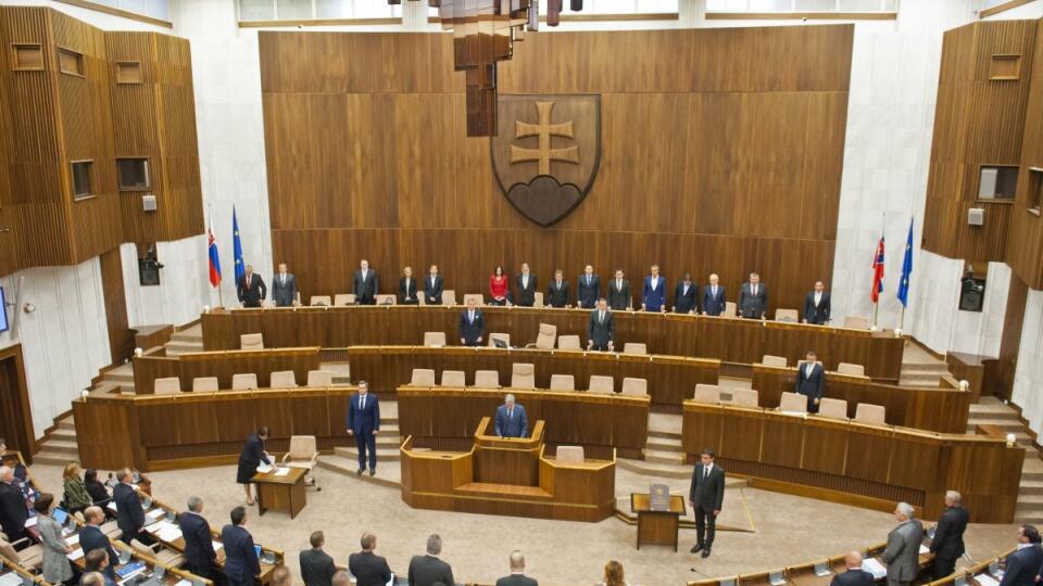 SR NRSR poslanecký sľub náhradníci Lipšic Pavlis