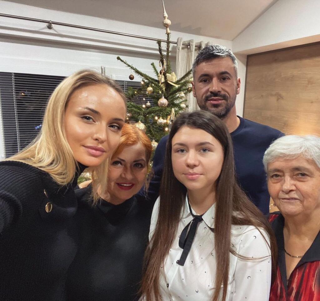 Tenistka Rebecca Šramková si posledné vianočné sviatky užila ešte s bývalým priateľom Petrom Likérom.