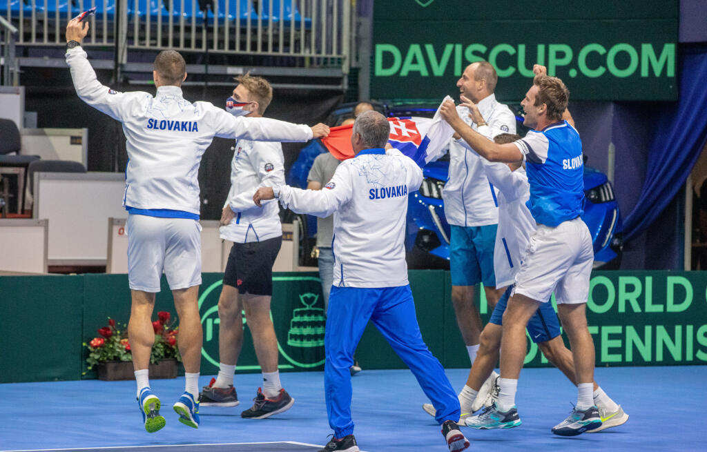 Slovenskí tenisti vyhrali nad Čile 3:1 a postúpili do kvalifikácie o finálový turnaj.