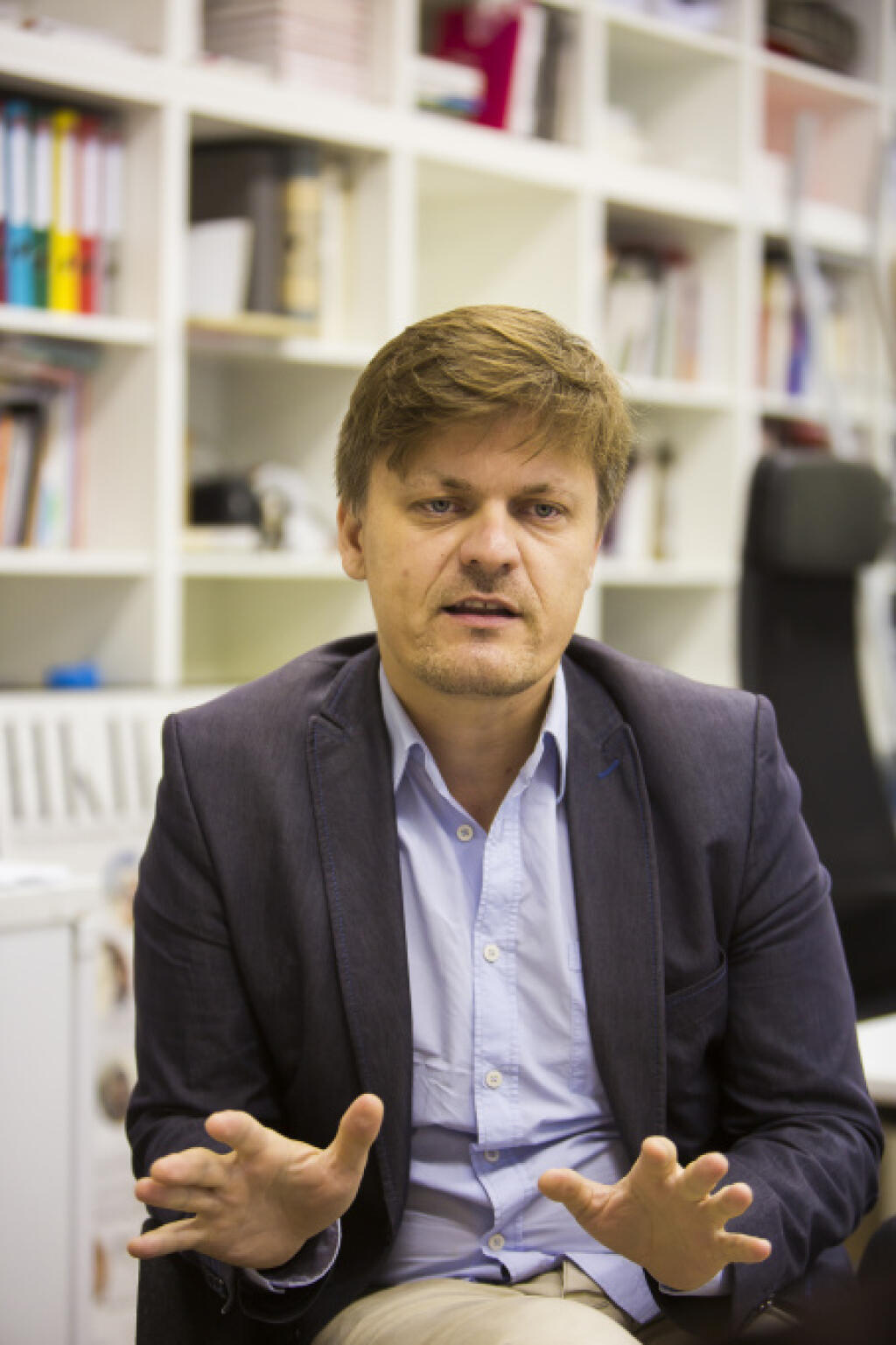 Jozef Kovalčík - prorektor VŠVU