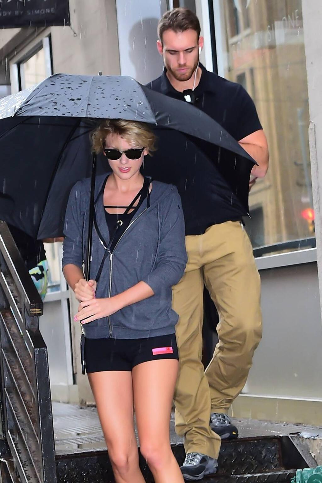Taylor Swift s bodyguardom