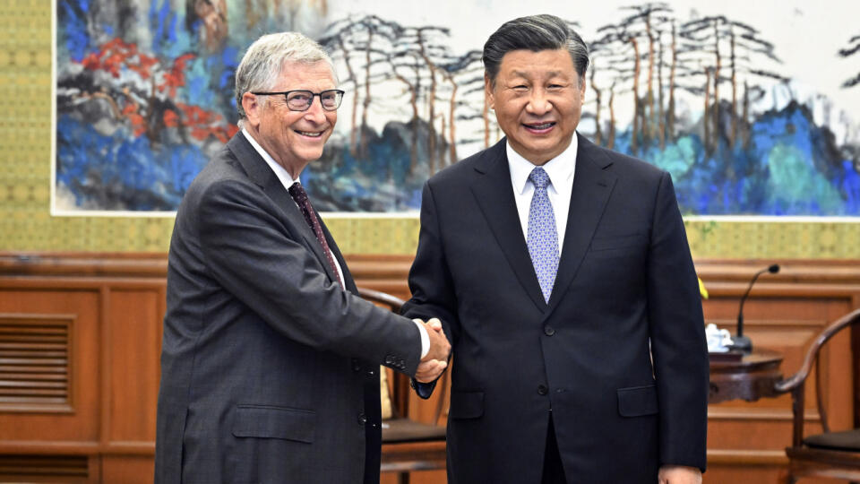 Bill Gates sa v Pekingu stretol s čínskym prezidentom Si Ťin-pchingom