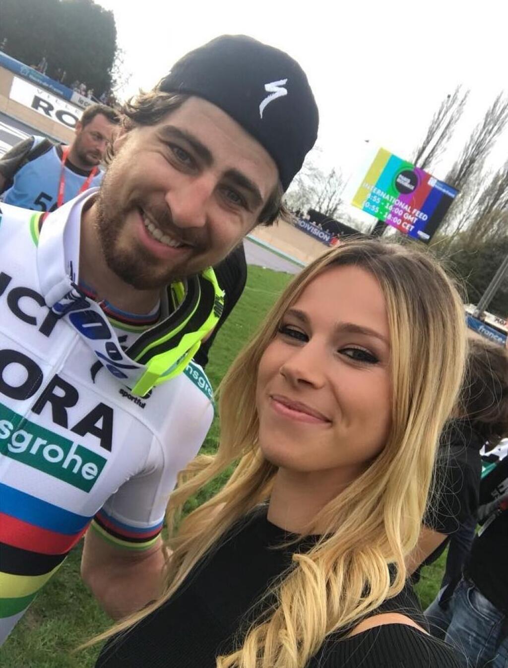 Pred pár rokmi uverejnila Marion na sociálnej sieti aj fotografiu s trojnásobným majstrov sveta Petrom Saganom.