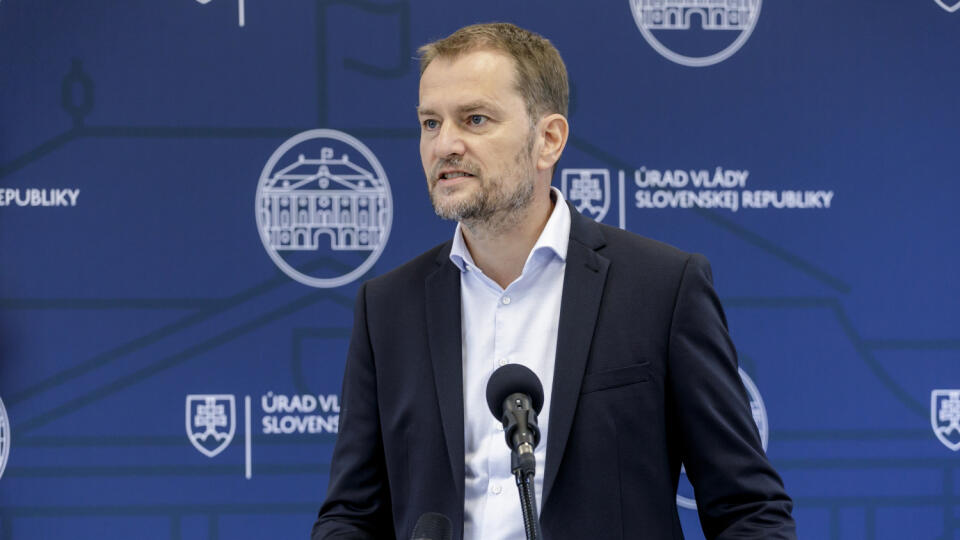 Na snímke predseda vlády SR Igor Matovič (OĽANO) počas brífingu na Úrade vlády SR v Bratislave v sobotu 19. septembra 2020. FOTO TASR - Dano Veselský