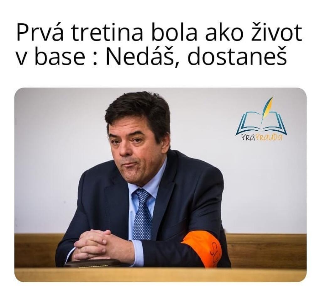Vo štvrťfinále si naši hokejisti príliš nepípli. Prehrali tenisovým debaklom 1:6 a koniec na šampionáte sprevádzala dávka vtipov.