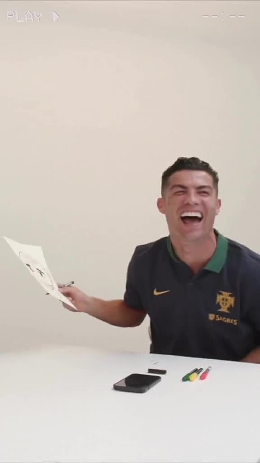FOTO Tieto zábery vám kamery neukázali: Pravá tvár ofučaného Ronalda