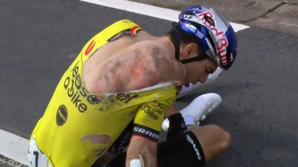Belgický cyklista Wout van Aert utrpel na domácej klasike nepríjemný pád, po ktorej vynechá viacero pretekov.