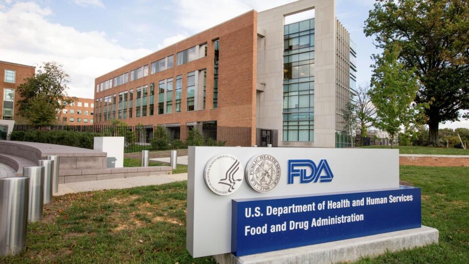 Budova amerického Úradu pre kontrolu potravín a liečiv (FDA)
