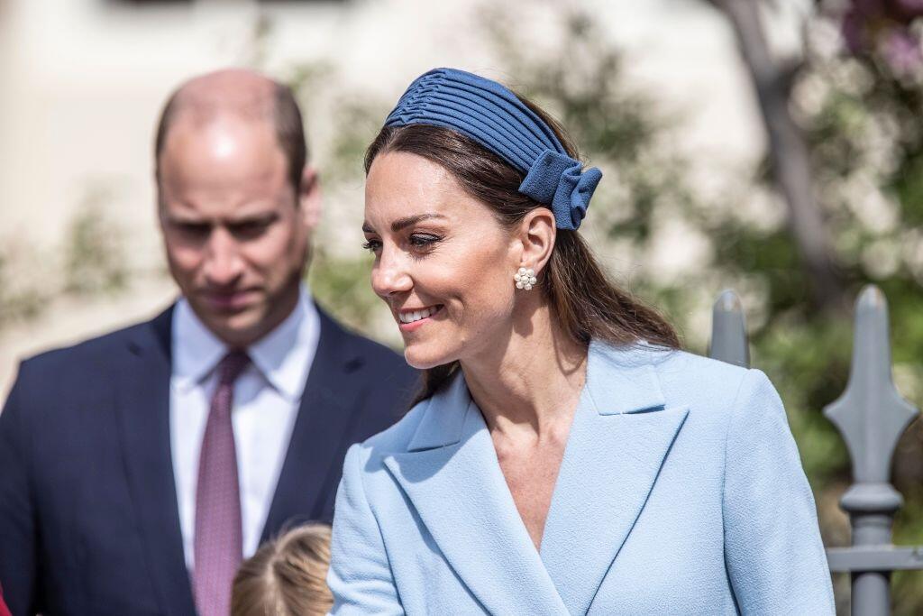 Vojvodkyňa Kate a princ William vzali svoje deti na bohoslužbu. Krásne sa zladili, pristalo im to spolu. Rodinka ako zo žurnálu!