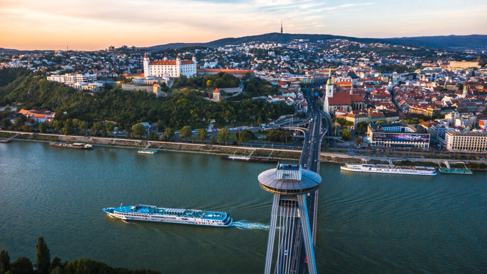 Bratislava je z niektorých pohľadov priam rozprávková.