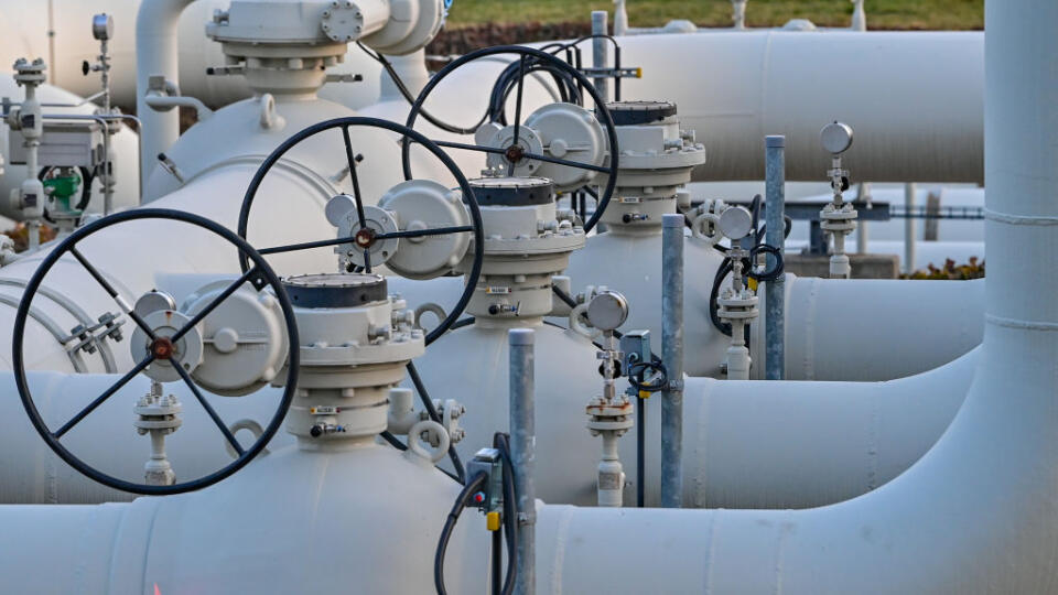 Compressor station for Russian natural gas