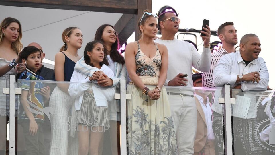Jennifer Lopez attends the 2020 Pegasus World Cup Championship with her family