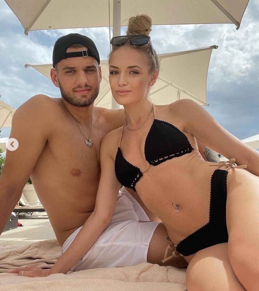 Misska Natália Hoštáková sa môže pochváliť dokonalou postavou, ktorej podľahol aj náš hokejista.