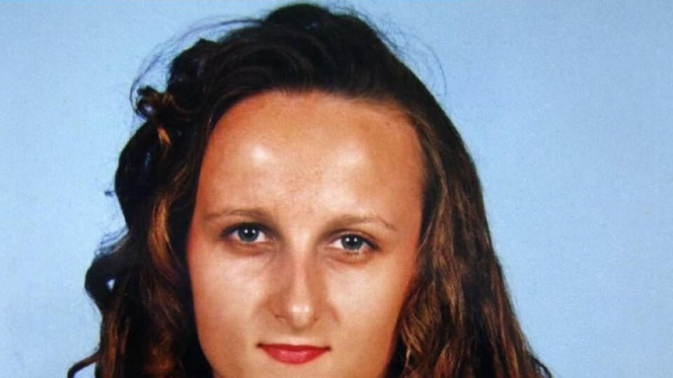 Eva Mikušaťová sa v lete v roku 1999 vybrala na bicykli z Kostolnej Záriečie do Trenčína. Bola v štvrtom mesiaci tehotenstva a mala týždeň pred svadbou. Do Trenčína však nikdy nedorazila.