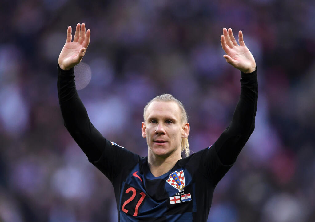9.) Domagoj Vida - 10 miliónov eur. Je to 30-ročný obranca pôsobiaci v Besiktasi. Zažiaril aj na MS 2018, kde boli Chorváti striebornými vicemajstrami.
