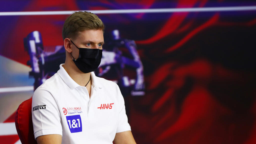 Syna Michaela Schumachera zažíva premiérovú sezónu v F1.