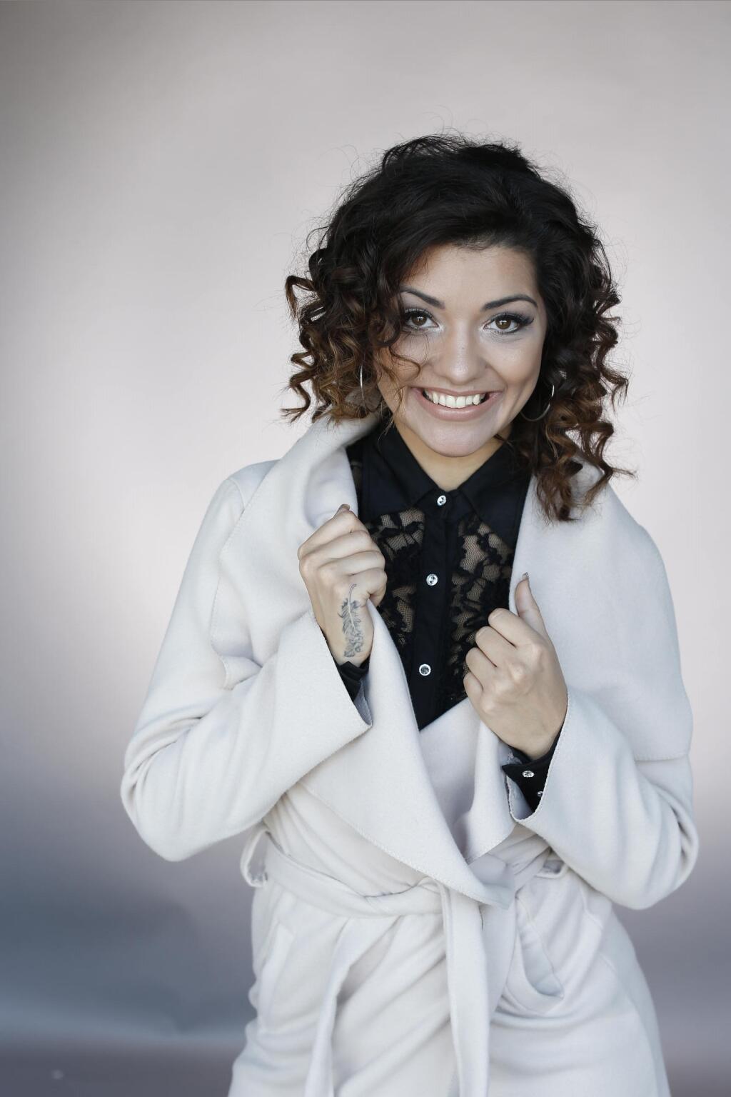 Šarközyová Dáša/Mamba Dasha