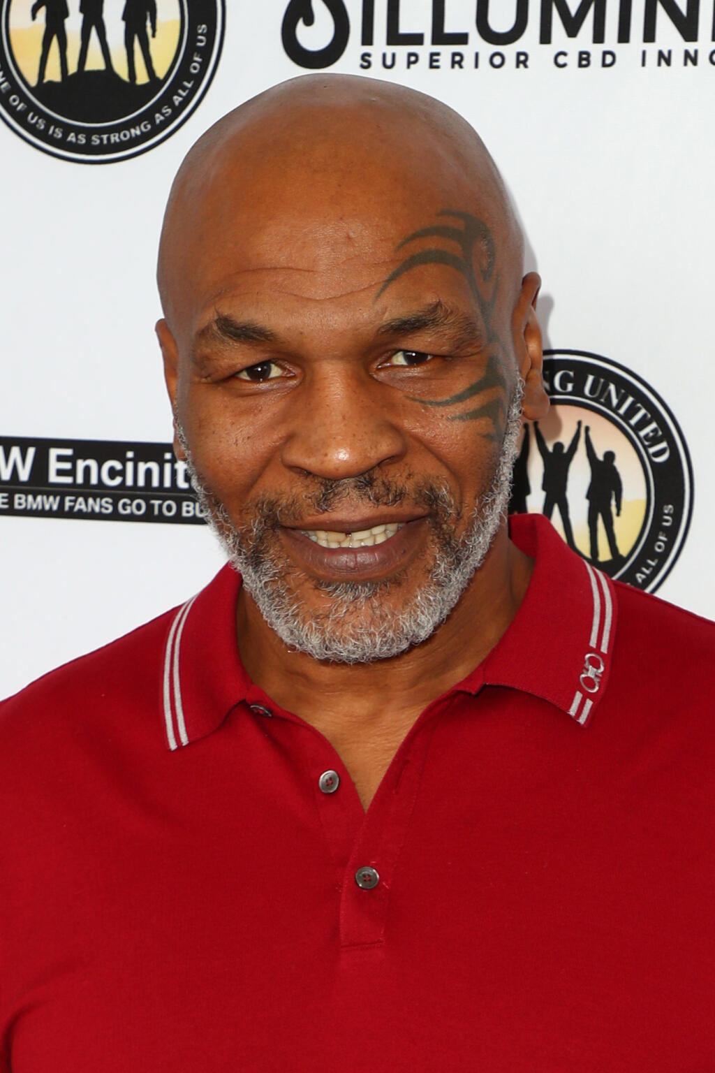 Tohto športovca asi netreba príliš predstavovať. Boxer Mike Tyson je svojimi ranami dobre známy. Jednu ranu však dostal on a to poriadnu - bola od života. Nedal si pozor na hospodárenie z peniazmi a nepomohol mu ani fakt, že za svoju slávnu kariéru zarobil okolo 400 miliónov dolárov.