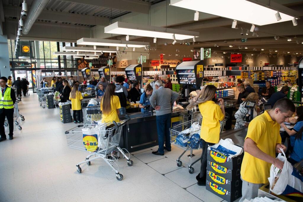 Otvorenie prvých predajní Lidl v Srbsku