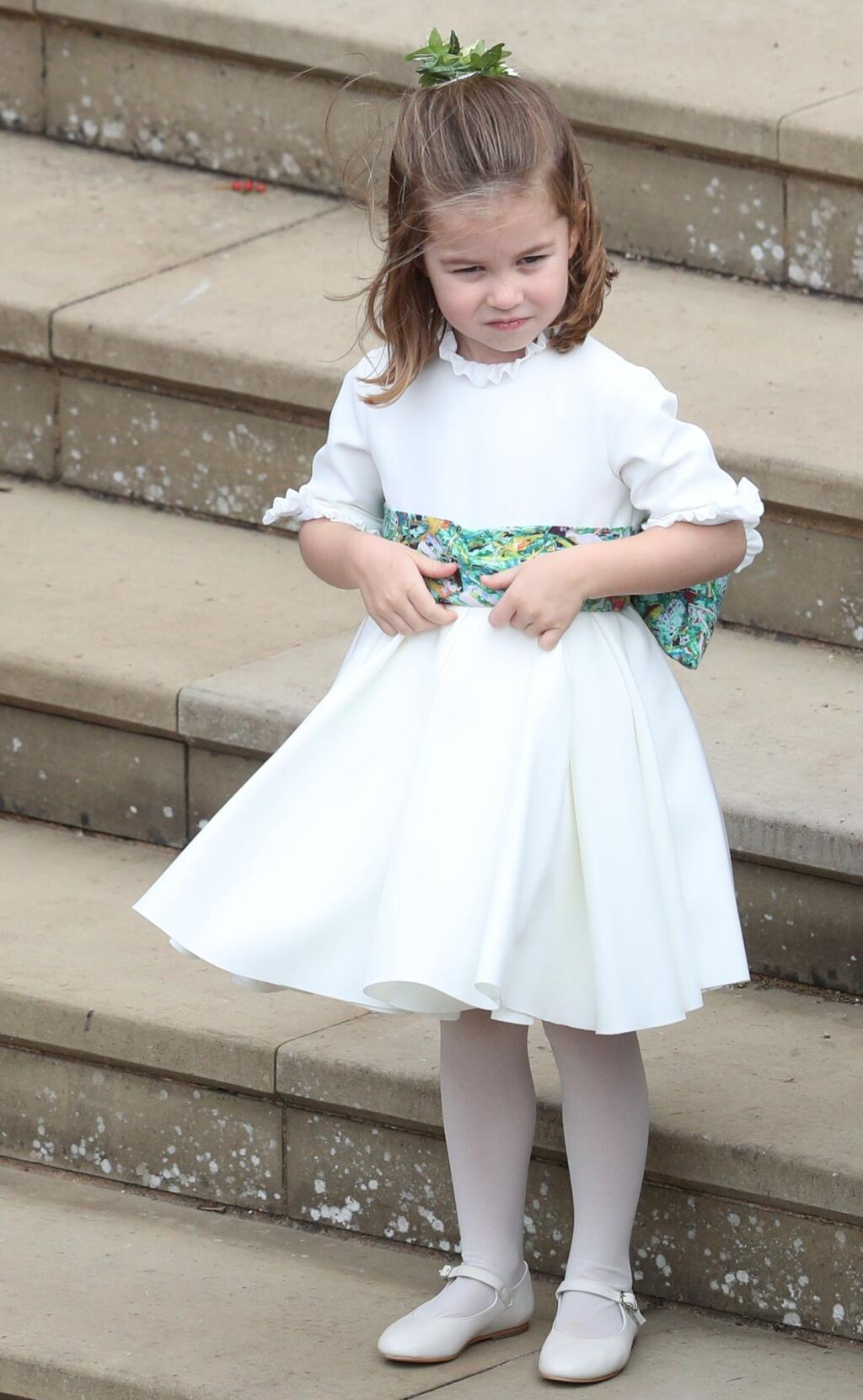 Princezná Charlotte a princ Geirge na svadbe princeznej Eugenie.