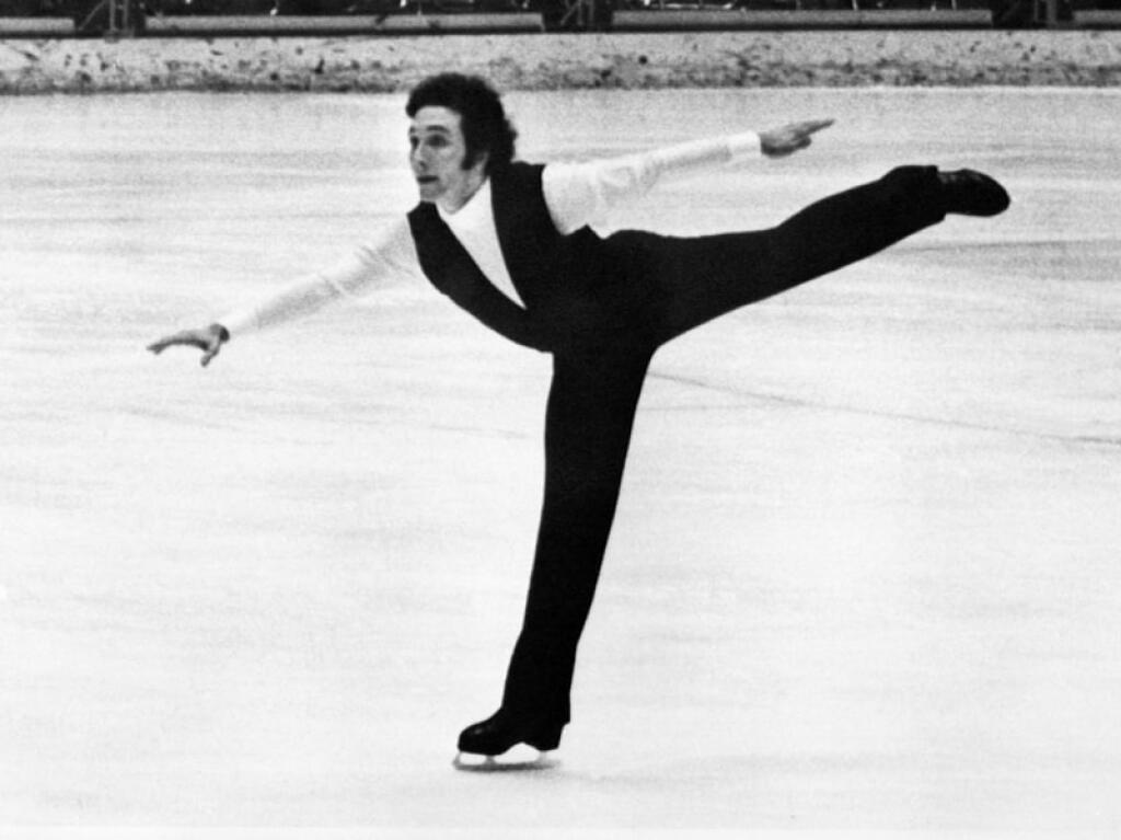 Ondrej Nepela (Slovensko) Bývalý krasokorčuliar Toller Cranston vo svojej autobiografii napísal, že počas MS v Bratislave v roku 1973 mal s Nepelom krátky vzťah. „Stále je pertraktované, že bol homosexuál a zomrel na AIDS. Ja by som to aj spochybňoval, pretože baby a ‚všetko‘ v jeho živote fungovalo,“ uviedol pre PLUS 7 DNÍ dlhoročný kamarát Michal Talian. Huslista tvrdil, že homosexuálnu orientáciu uňho nikdy nepostrehol, hoci ako divadelník má na to nos. „Celé je to bublina,“ odkázal.
