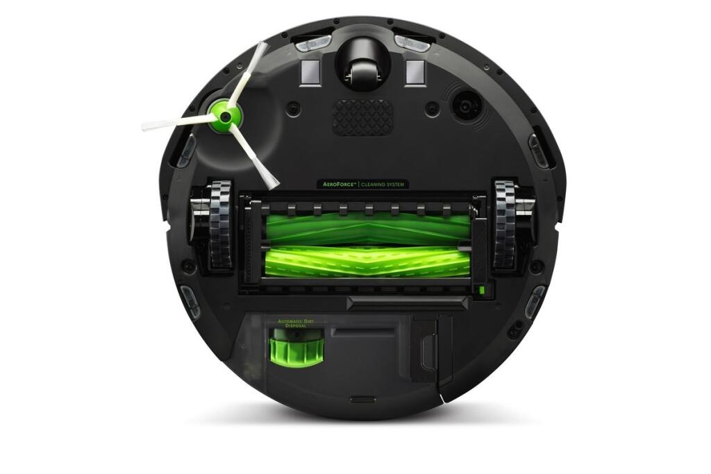 Roomba i7+ pohľad zospodu