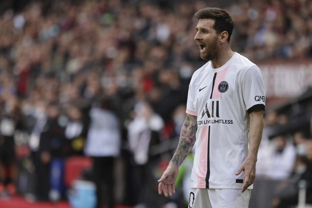 Lionel Messi sa v prvej sezóne vo farbách PSG hľadal, no v tej aktuálne už patrí pravidelne k najlepším hráčom na ihrisku.