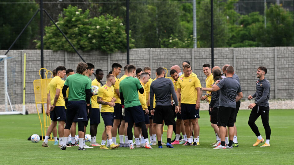 Na snímke futbalisti DAC Dunajská Streda počas tréningu, ktorým klub odštartoval letnú prípravu na nový ročník Fortuna ligy v Dunajskej Strede 9. júna 2023. FOTO TASR - Edmund Örzsik