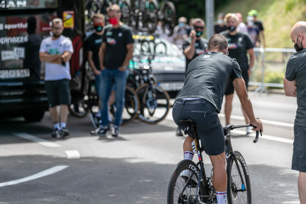 Peter Sagan to skúšal ešte pred 12. etapou na bicykli, ale nešlo to podľa jeho predstav.