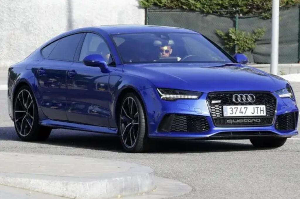 Aj brazílsky útočník Neymar sa v Barcelone kedysi vozil na značke Audi