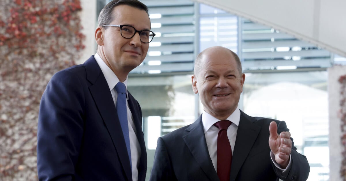 Morawiecki będzie negocjował ze Scholzem w sprawie czołgów