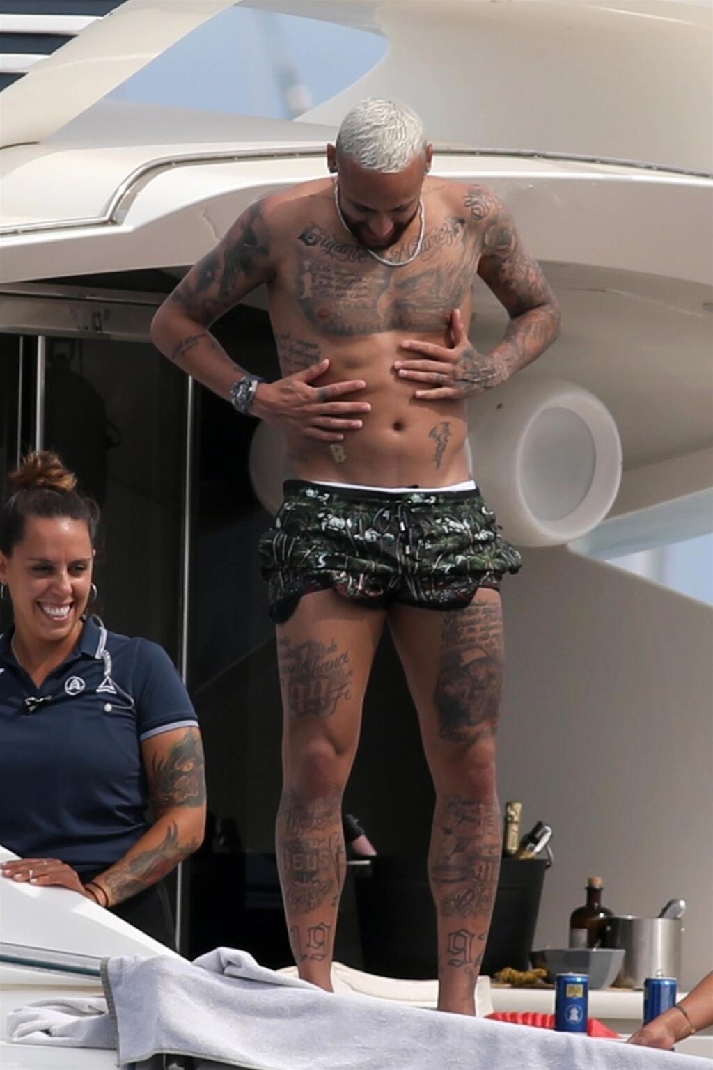 Forma bez futbalu išla dole. Neymar bude musieť zhodiť.