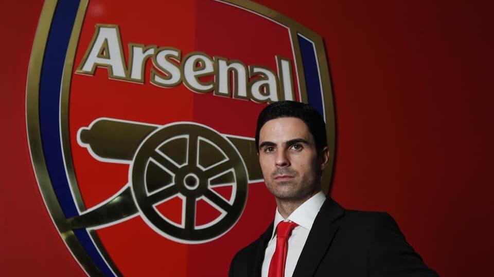 Nový tréner „The Gunners“, Mikel Arteta dostal za úlohu vytiahnuť slávny anglický klub z problémov, ktoré si jeho fanúšikovia ani len nepamätajú.