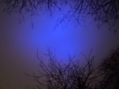 FOTO Záhadný úkaz na maďarskej oblohe: Akty X v Budapešti! Prečo sa objavilo modré svetlo?