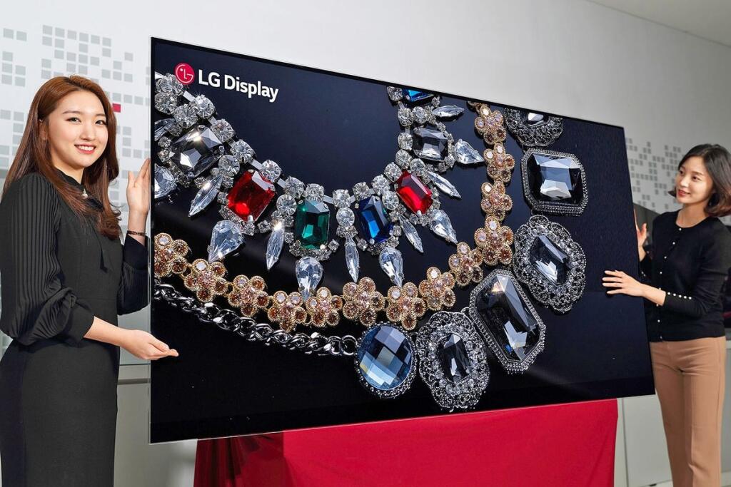 LG ukázal budúcnosť televízorov. Je tu prvý 88-palcový 8K Oled displej