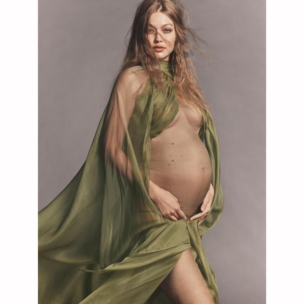 Medzi novopečené mamičky sa pri tom zaradila len koncom septembra, no už teraz by sa pokojne mohla vrátiť späť na prehliadkové mólo. Gigi sa totiž na Instagrame pochválila postavou, na ktorej pôrod nezanechal žiadne stopy.