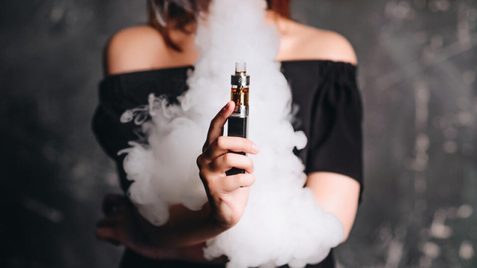Myslíte si, že sú e-cigarety škodlivejšie ako klasické?