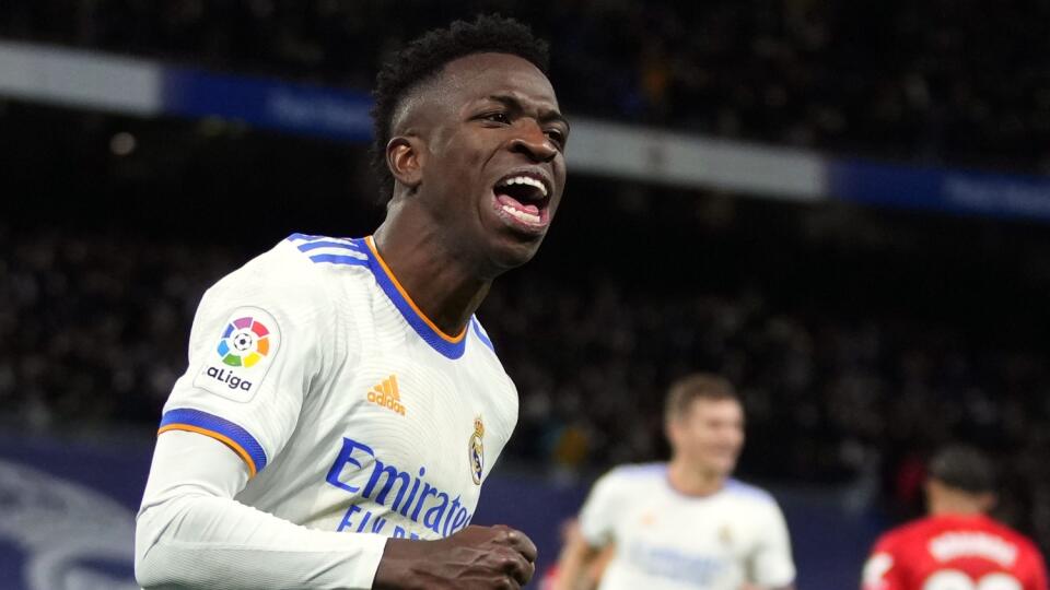 Hráč Vinicius Junior z Realu Madrid sa teší po góle v zápase 15. kola španielskej La Ligy Real Madrid - FC Sevilla 28. novembra 2021 v Madride.