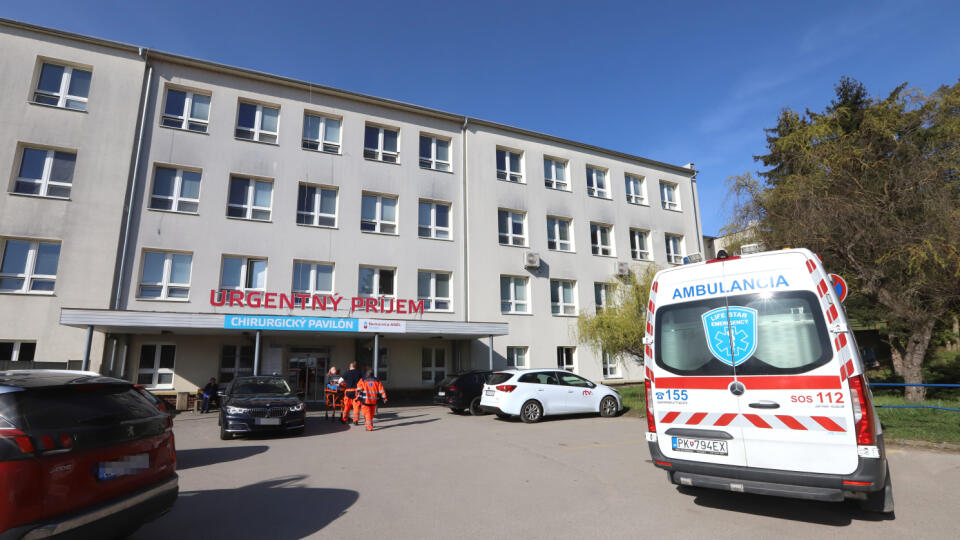 Na snímke Nemocnica AGEL Zvolen 20. marca 2024. FOTO TASR - Ján Krošlák
