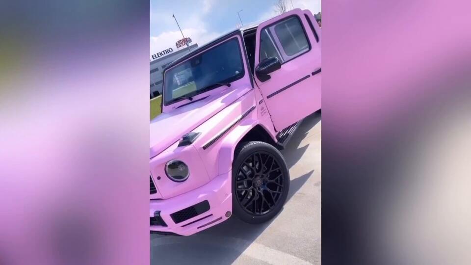 Plačková opäť nesklamala: Zaobstarala si nové auto, ale pozrite sa na tú farbu!