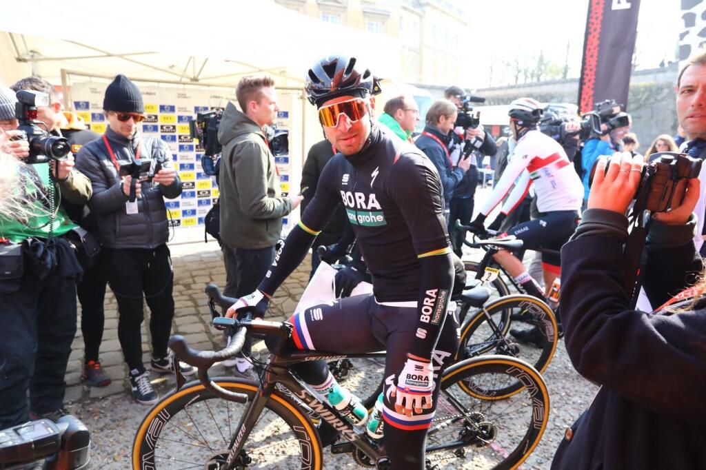 Peter Sagan obhajoval na 117. ročníku Paríž - Roubaix víťazstvo.