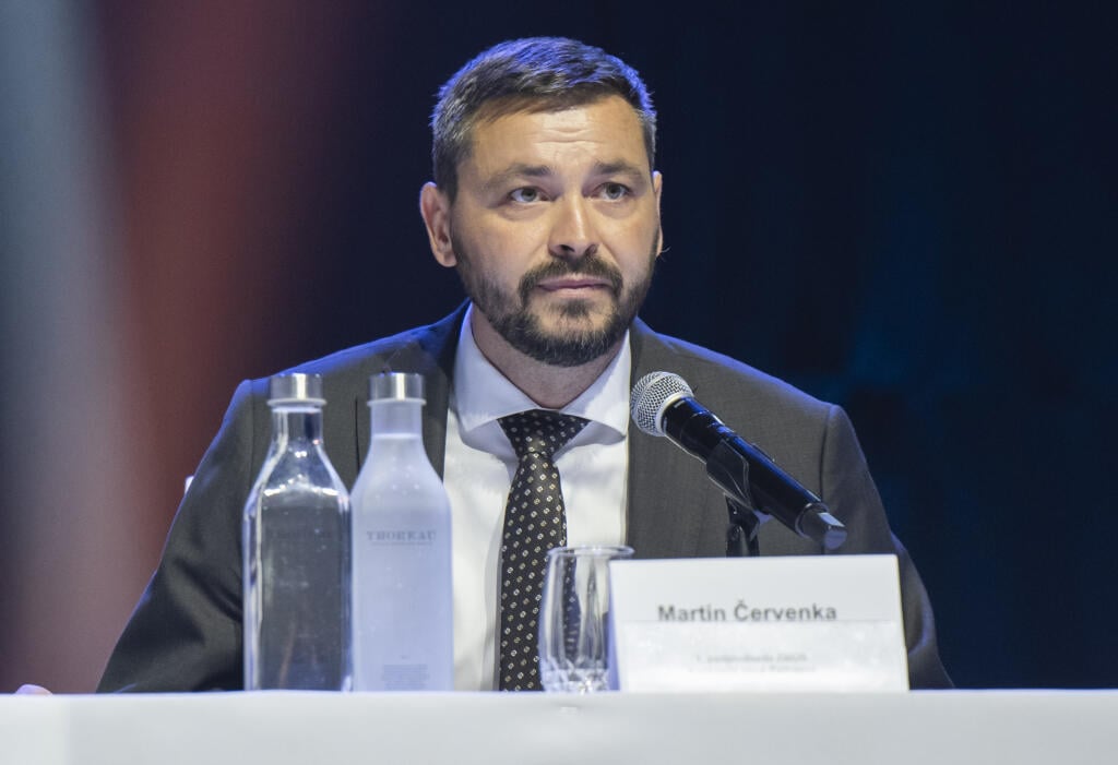 Na snímke prvý podpredseda Združenia miest a obcí Slovenska (ZMOS) a starosta obce Ratkovce Martin Červenka počas 36. Snemu ZMOS 28. mája 2024 v Bratislave. FOTO TASR - Martin Baumann
