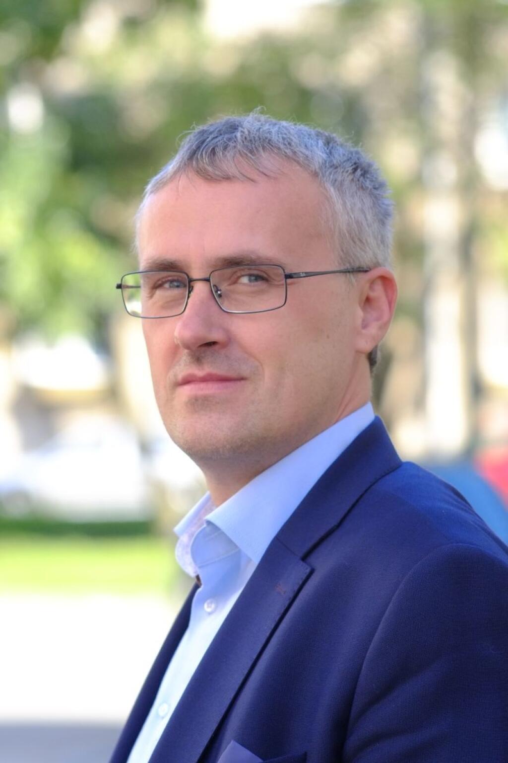 Dušan Šulov